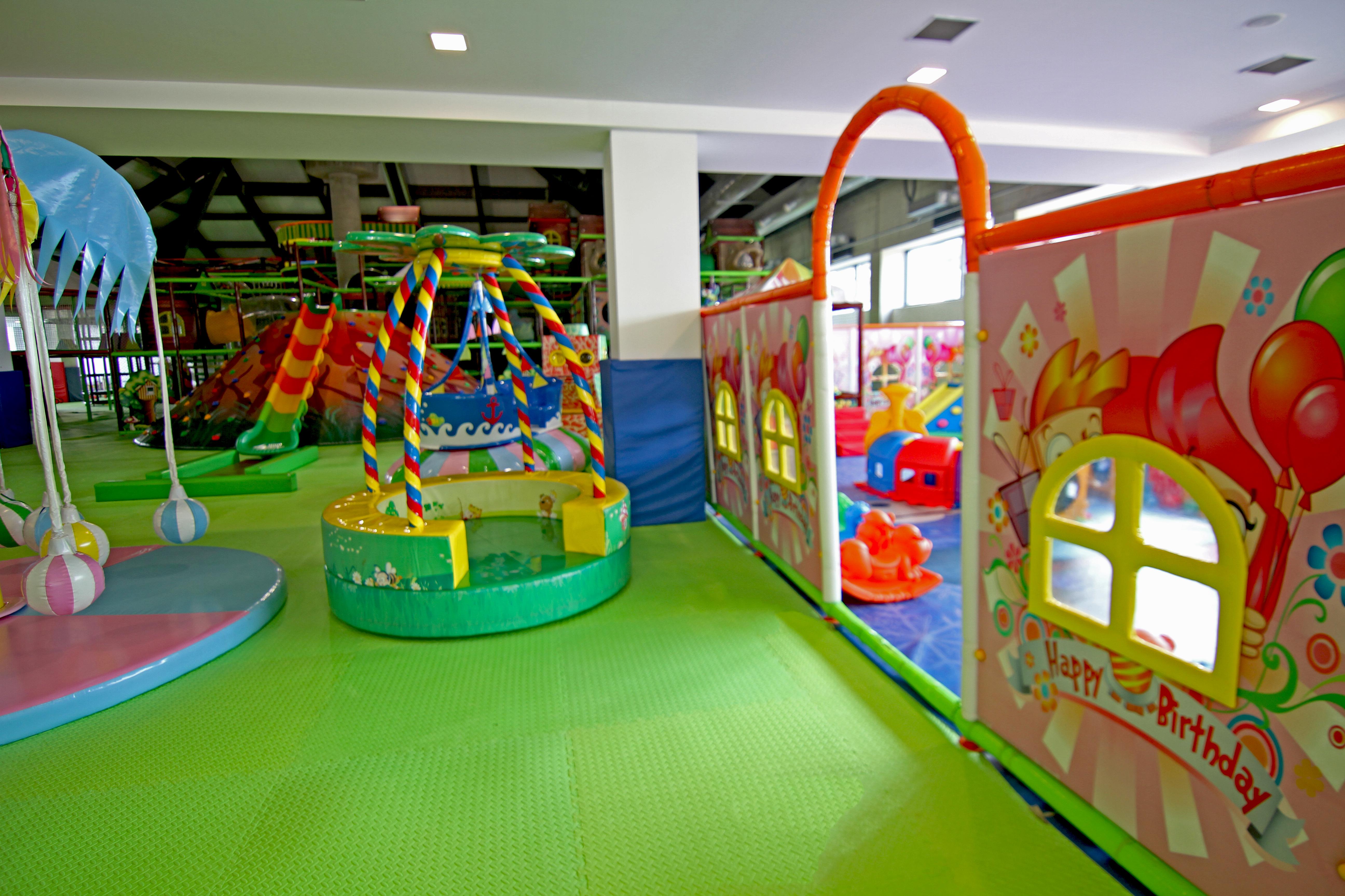 Hotel Hills Sarajevo Congress & Thermal Spa Resort Exterior photo An indoor playground in Bangkok, Thailand