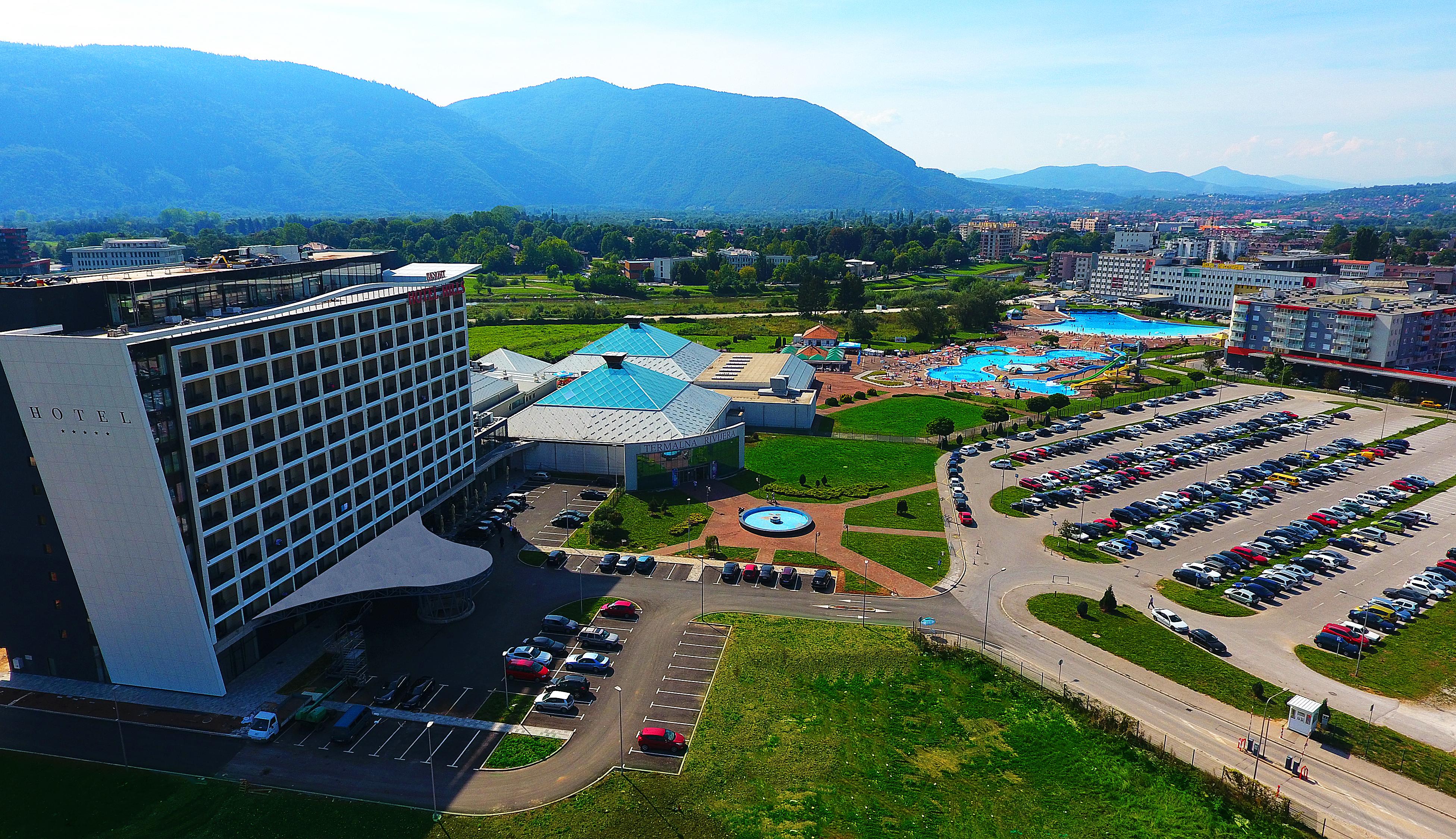 Hotel Hills Sarajevo Congress & Thermal Spa Resort Exterior photo Aerial view of the resort